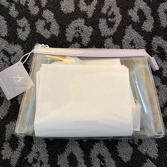 Anisa Beauty Beauty Pouch/ Makeup Cosmetic Bag - Picture 1 of 3